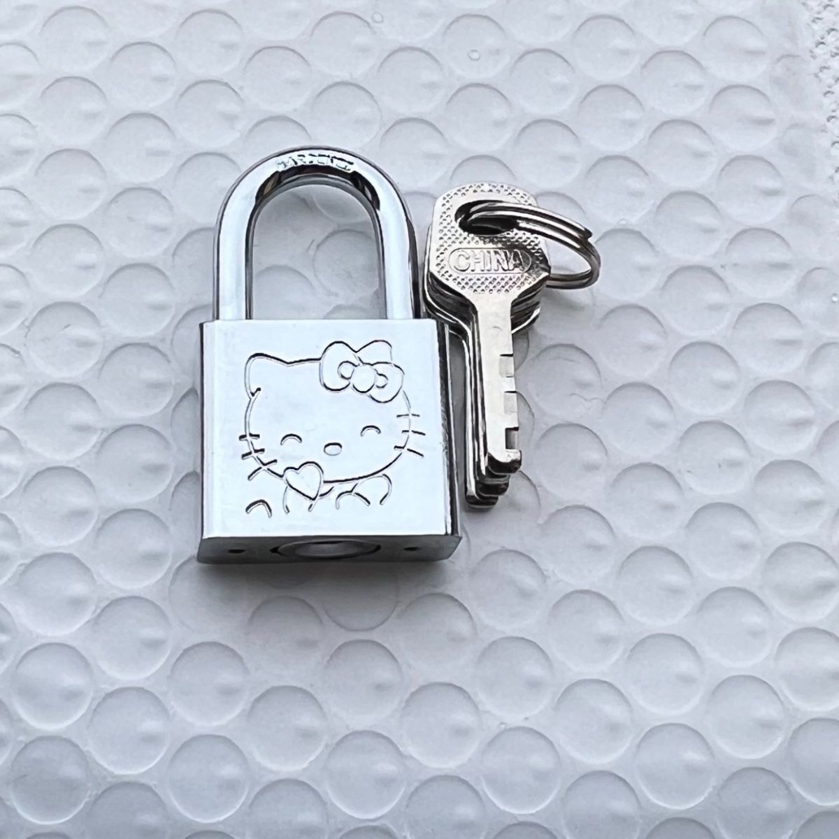 Hello Kitty Figure Cartoon Cut - đánh giá và giá Home Security Door